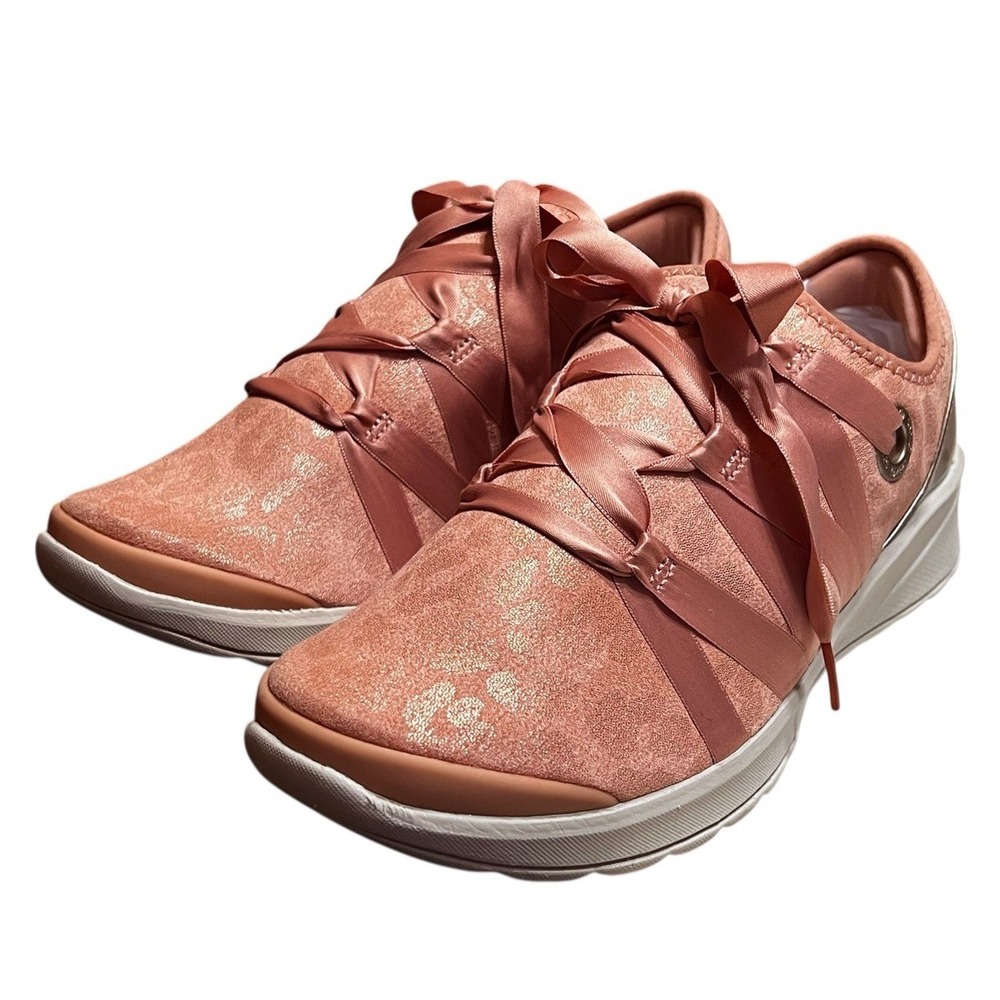 Bzees Inspire Glisten Pink Leopard Print Ribbon Laced Women' Sneakers Sz 8.5